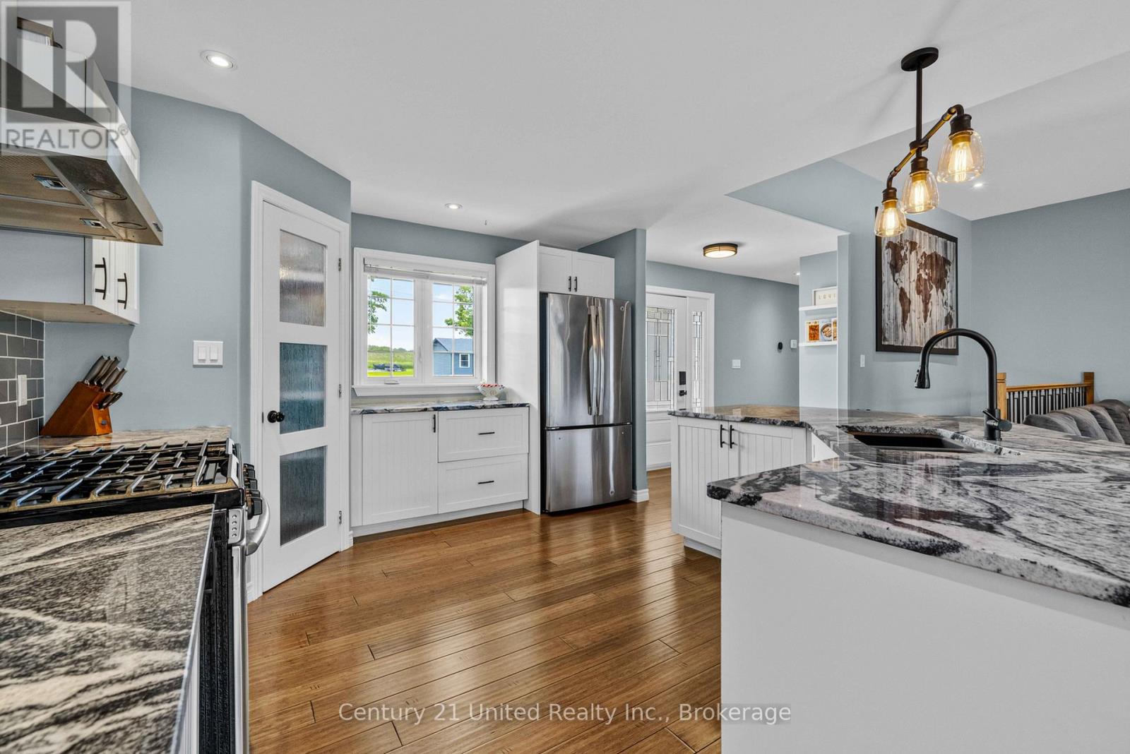 929 Mount Pleasant Road, Cavan Monaghan (Cavan Twp), Ontario  L0A 1C0 - Photo 5 - X13499746