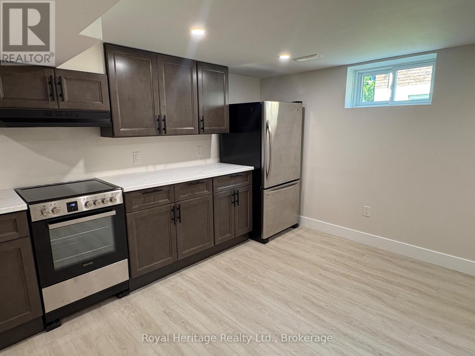 Bsmt - 499 Braidwood Avenue, Peterborough (Otonabee Ward 1), Ontario  K9J 1V7 - Photo 4 - X13499758
