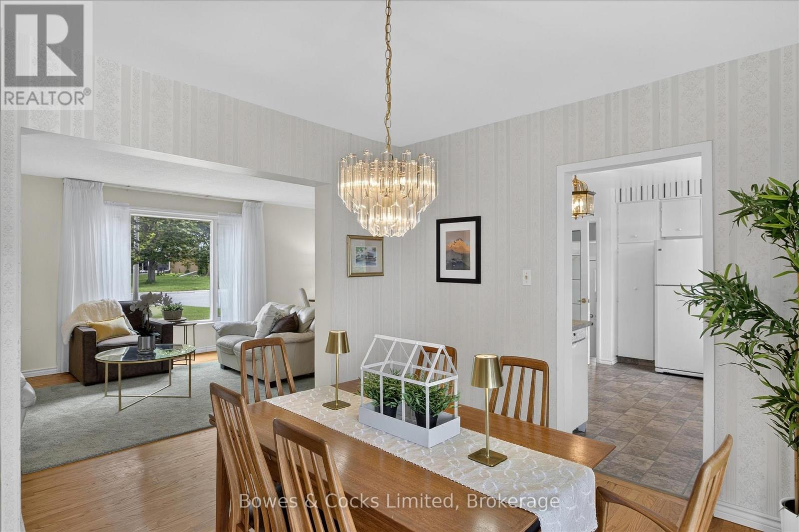 1228 Bathurst Street, Peterborough (Northcrest Ward 5), Ontario  K9H 6X5 - Photo 12 - X13499834