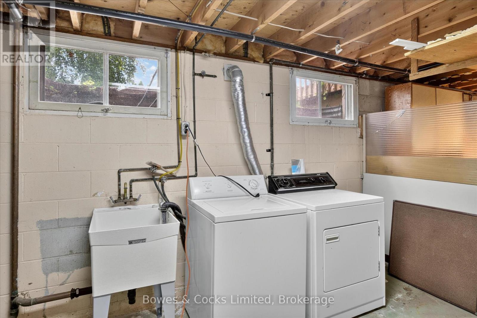 1228 Bathurst Street, Peterborough (Northcrest Ward 5), Ontario  K9H 6X5 - Photo 35 - X13499834