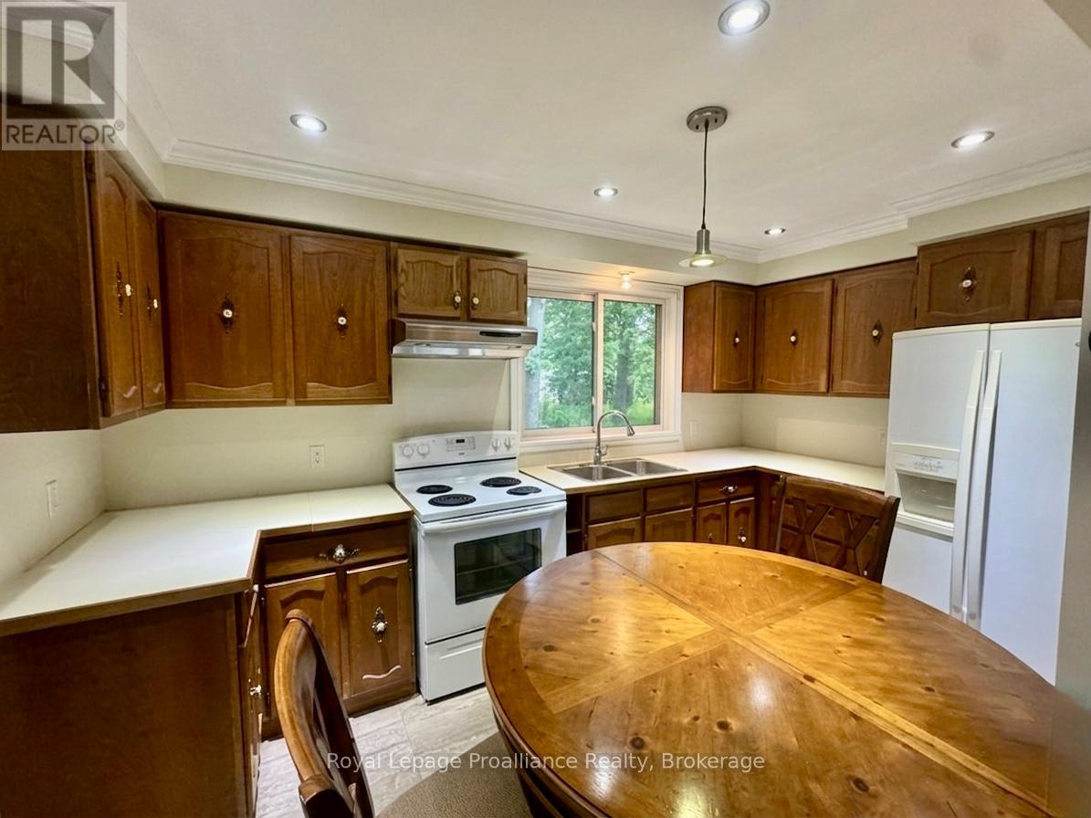 2683 Maplegrove Road, Cavan Monaghan (Cavan-Monaghan), Ontario  K9J 6X4 - Photo 2 - X13499898