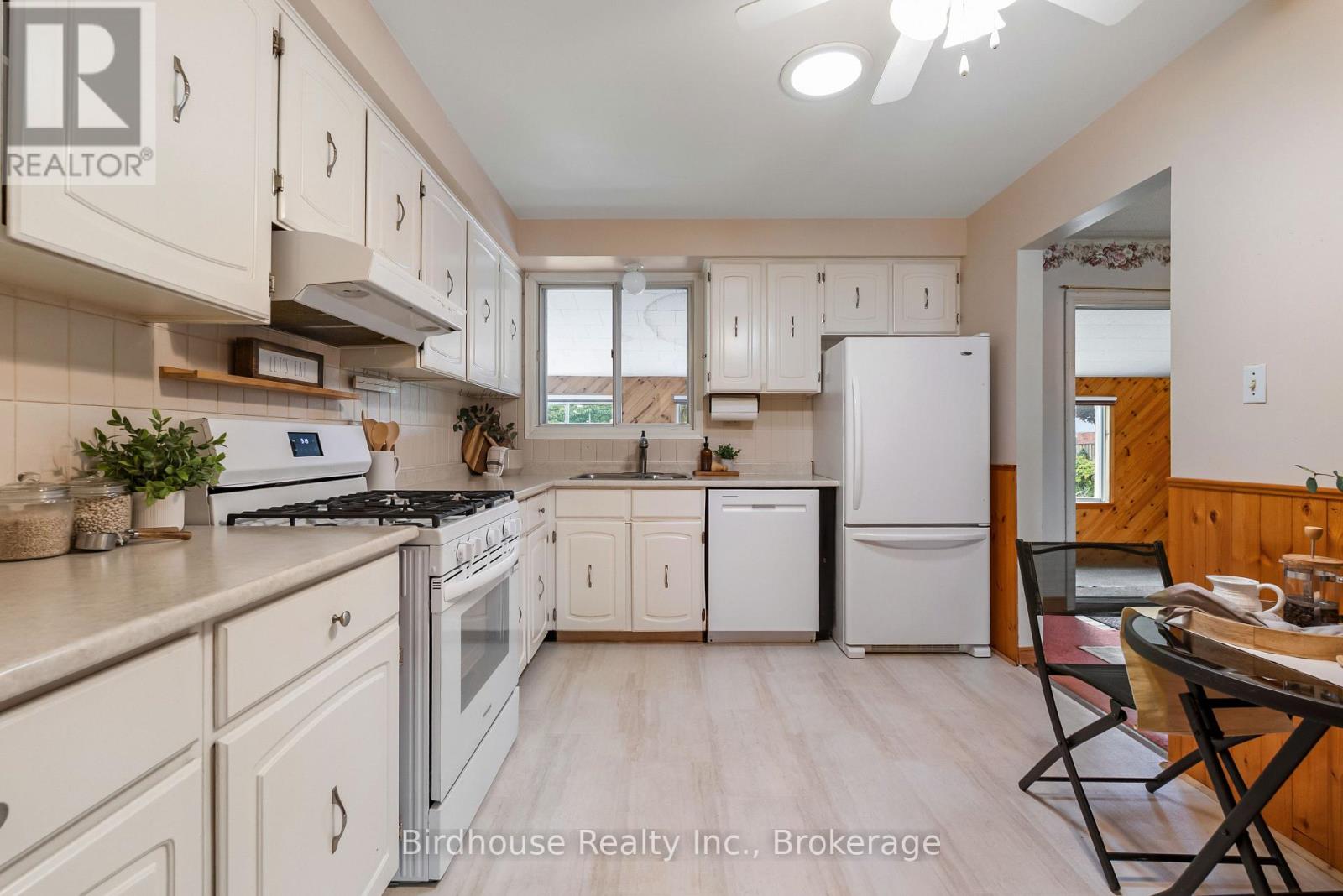 89 Angeline Street S, Kawartha Lakes (Lindsay), Ontario  K9V 3L4 - Photo 16 - X13500314