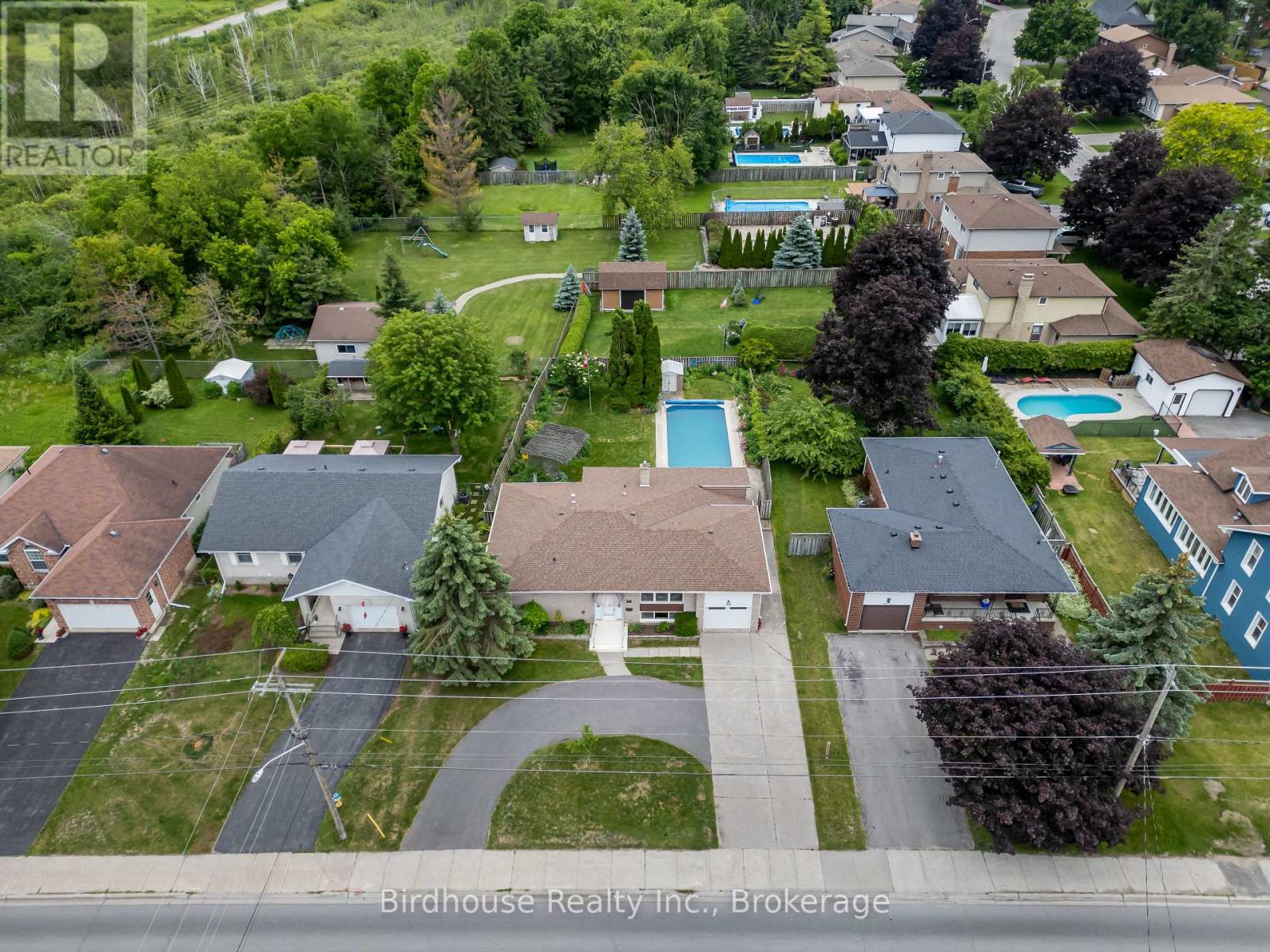 89 Angeline Street S, Kawartha Lakes (Lindsay), Ontario  K9V 3L4 - Photo 3 - X13500314