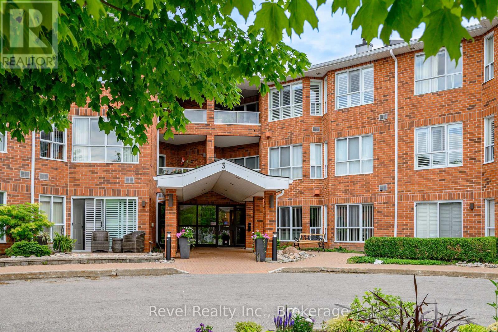 302 - 3 Heritage Way, Kawartha Lakes (Lindsay), Ontario  K9V 5Z1 - Photo 5 - X13500622