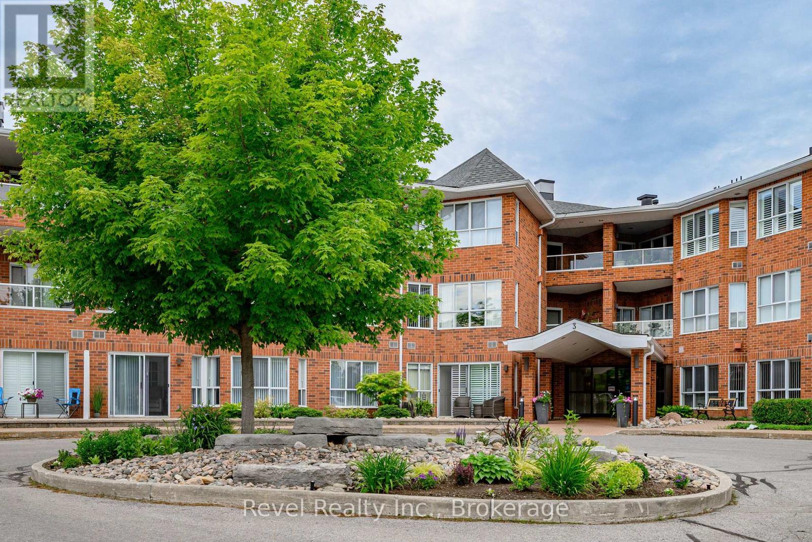 302 - 3 Heritage Way, Kawartha Lakes (Lindsay), Ontario  K9V 5Z1 - Photo 6 - X13500622