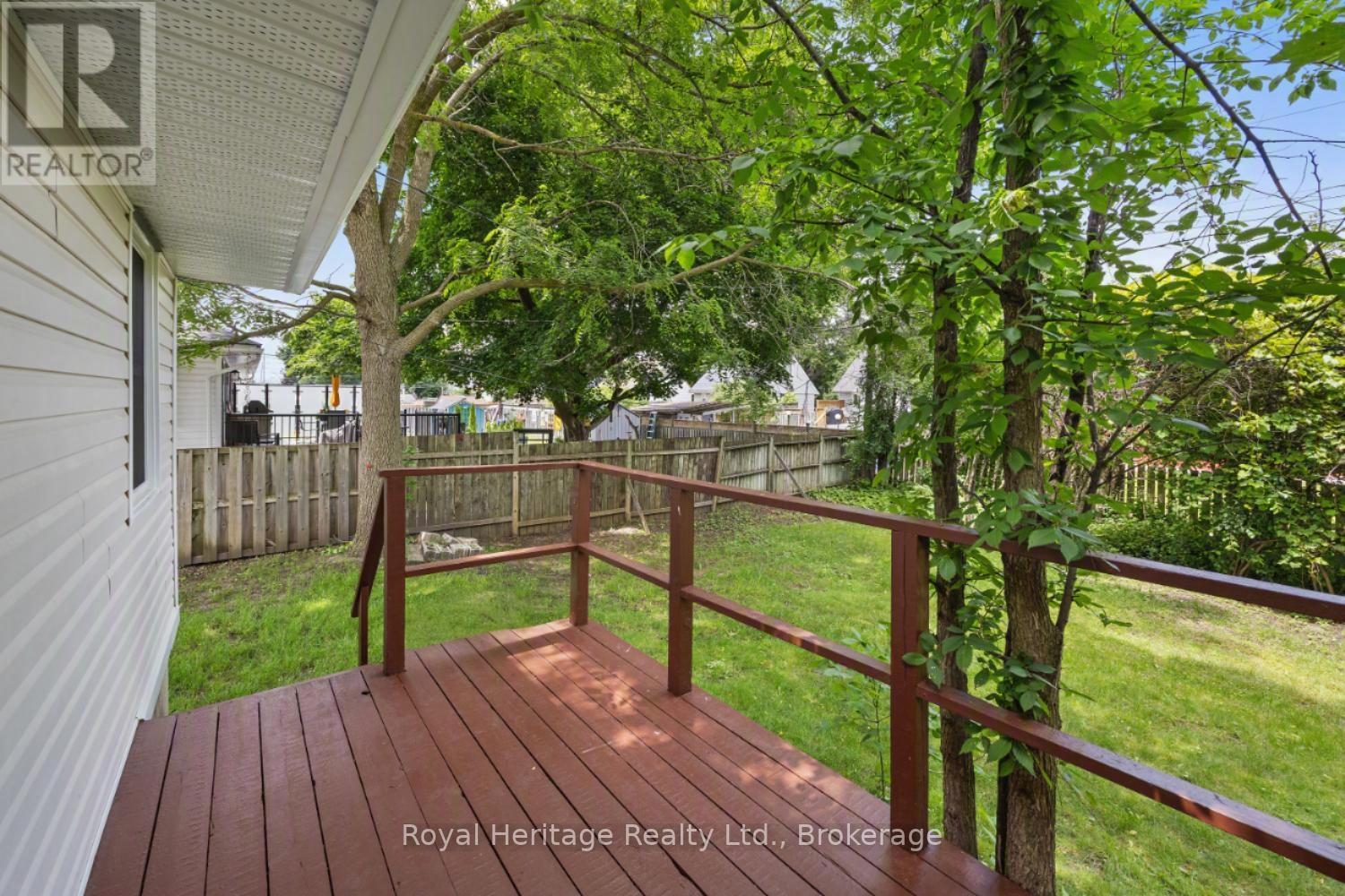 722 Gillespie Avenue, Peterborough (Otonabee Ward 1), Ontario  K9J 4B7 - Photo 22 - X13500880