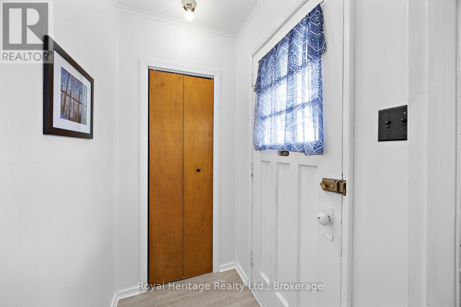 722 Gillespie Avenue, Peterborough (Otonabee Ward 1), Ontario  K9J 4B7 - Photo 5 - X13500880