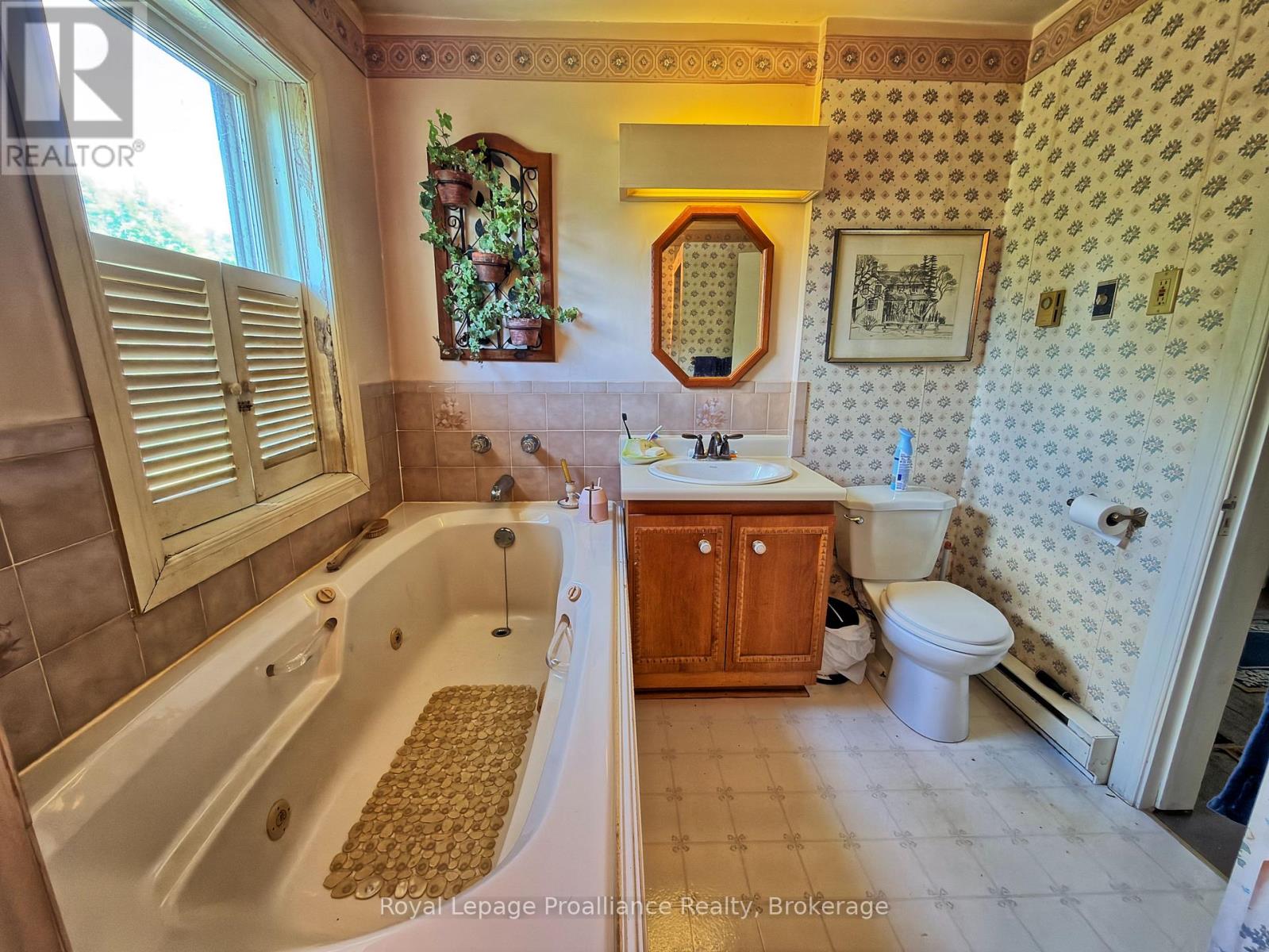 14 County Rd 2 Road, Otonabee-South Monaghan, Ontario  K0L 1B0 - Photo 11 - X13500934