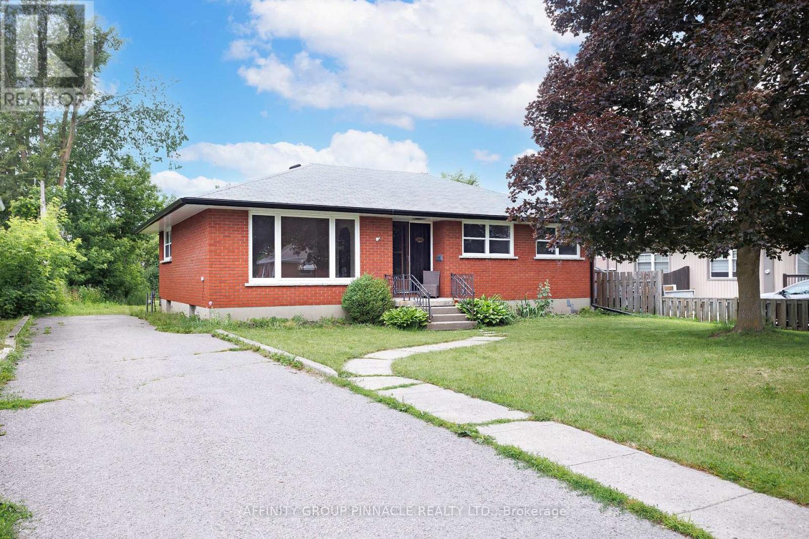 31 ST DAVID STREET, kawartha lakes (lindsay), Ontario