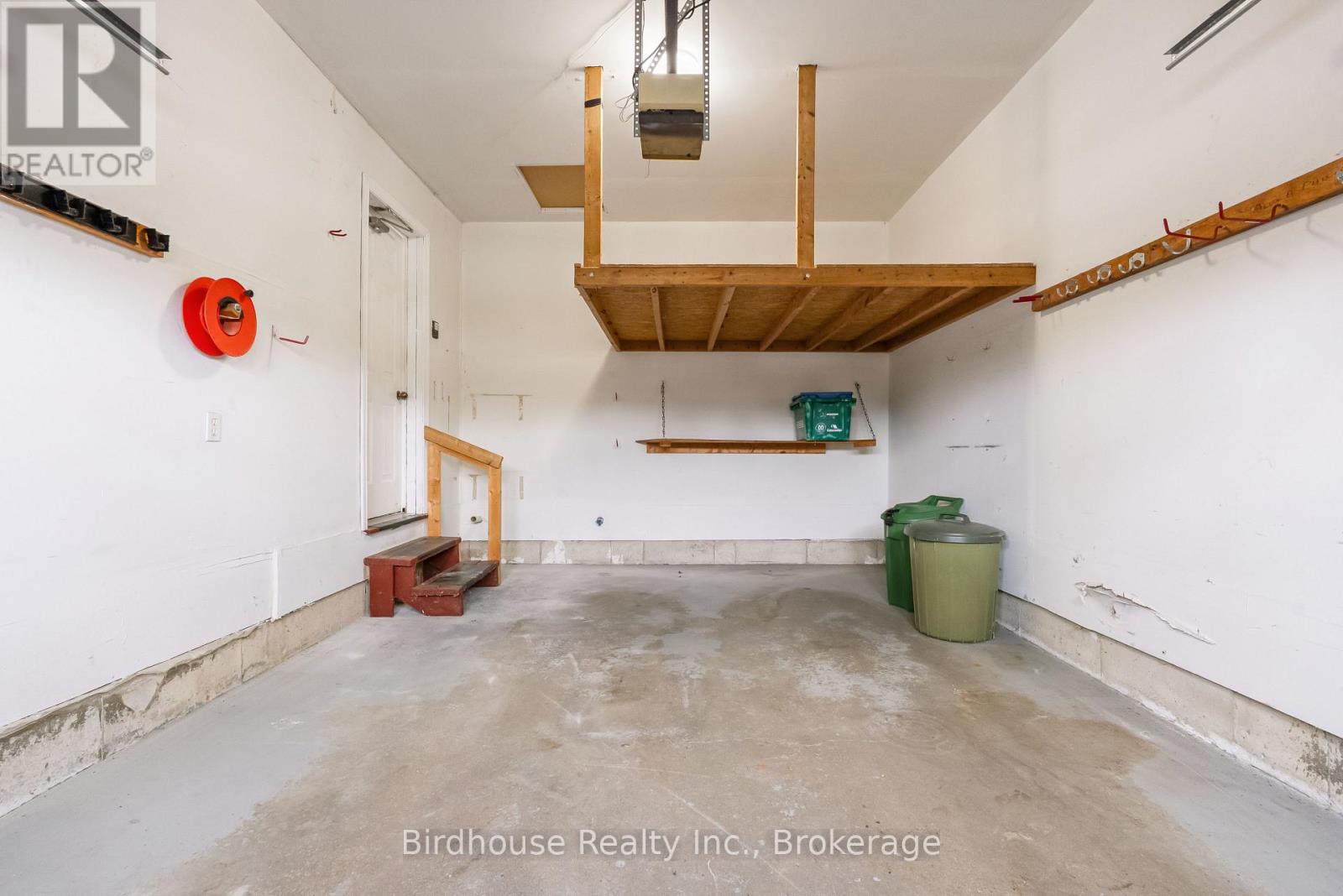 6 Eakins Crescent, Kawartha Lakes (Lindsay), Ontario  K9V 6H8 - Photo 27 - X13501218