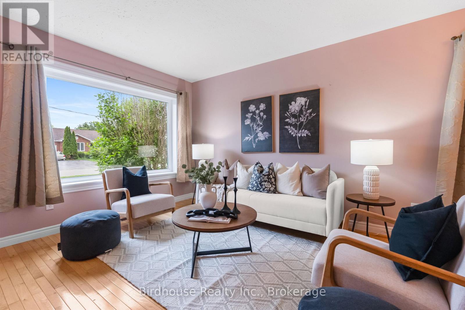 6 Eakins Crescent, Kawartha Lakes (Lindsay), Ontario  K9V 6H8 - Photo 6 - X13501218
