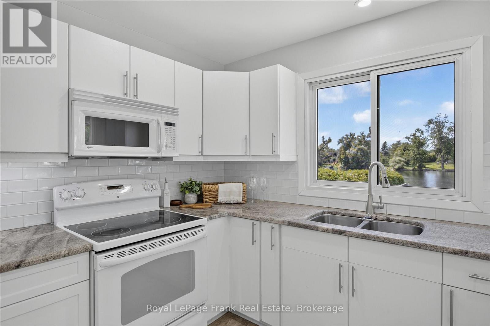 314 Sherin Avenue, Peterborough (Ashburnham Ward 4), Ontario  K9J 1B6 - Photo 15 - X13501474