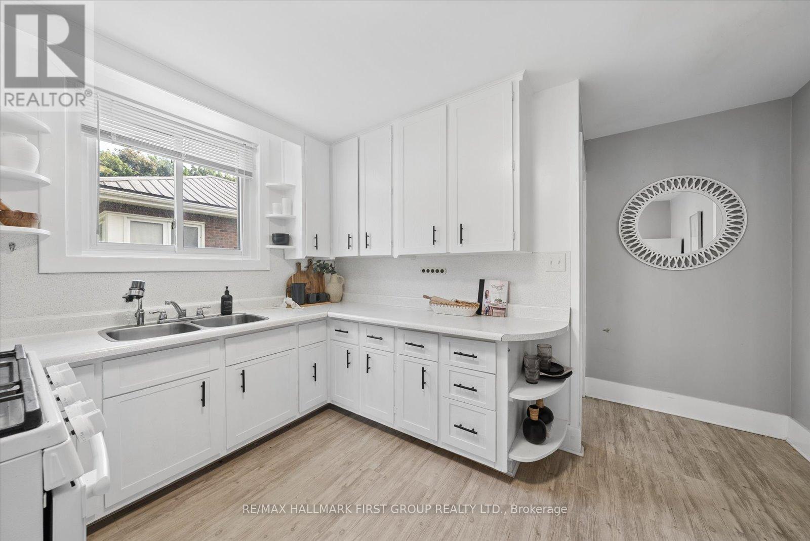 2511 Bensfort Road, Peterborough (Ashburnham Ward 4), Ontario  K9J 1C7 - Photo 8 - X13501446