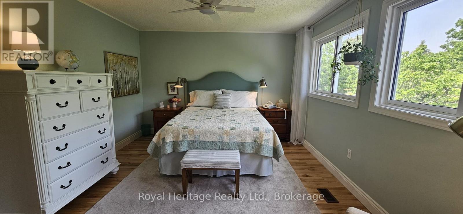 212 Andrew Street, Clarington (Newcastle), Ontario  L1B 1J9 - Photo 10 - E13502158