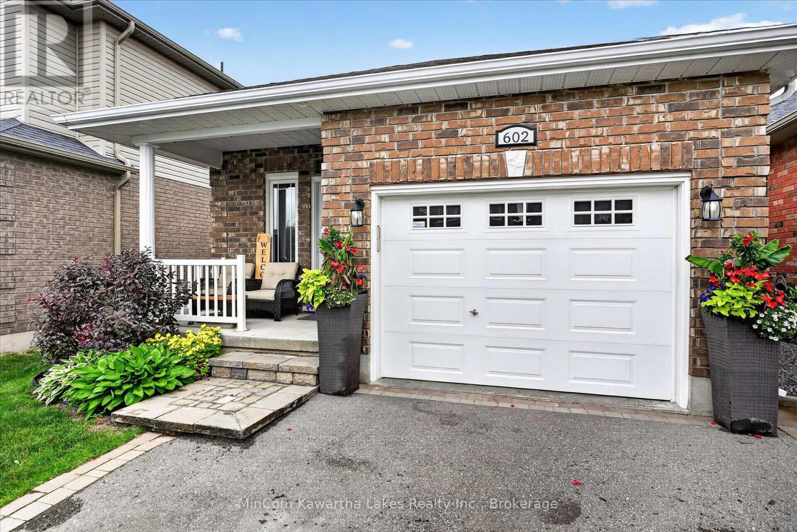 602 Goodwin Terrace, Peterborough (Monaghan Ward 2), Ontario  K9J 0H5 - Photo 4 - X13502182