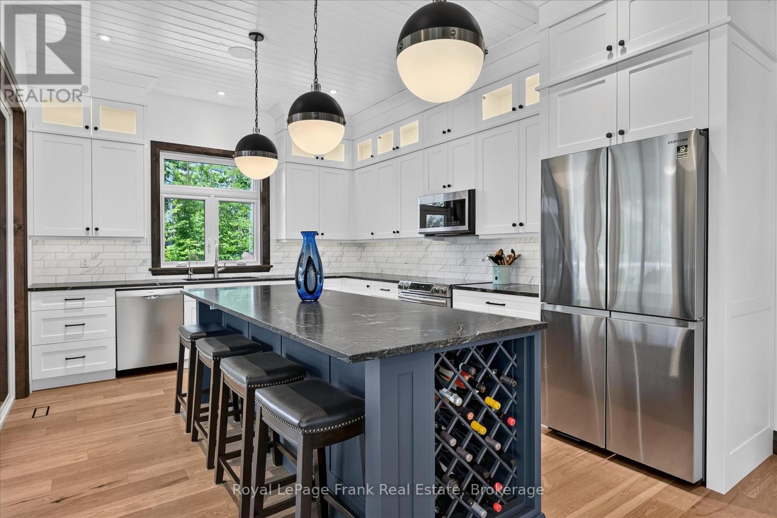 1012 Island 35 Stoney Lake, Douro-Dummer, Ontario  K0L 2H0 - Photo 14 - X13502328