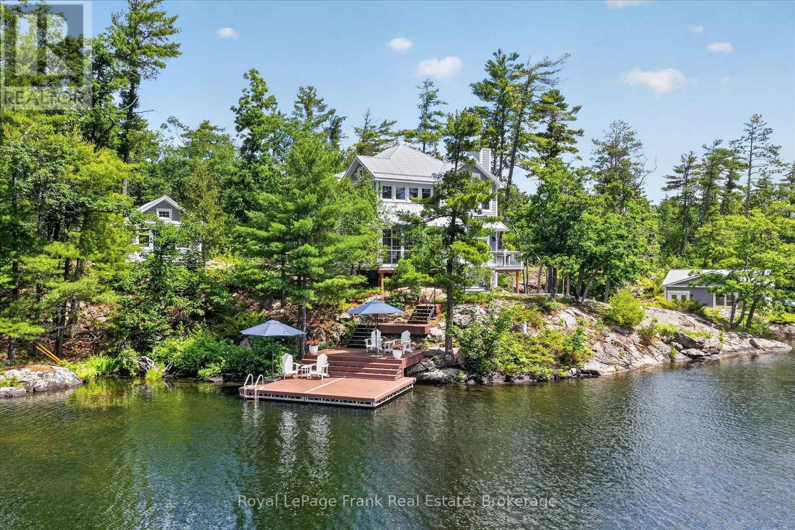 1012 Island 35 Stoney Lake, Douro-Dummer, Ontario  K0L 2H0 - Photo 4 - X13502328