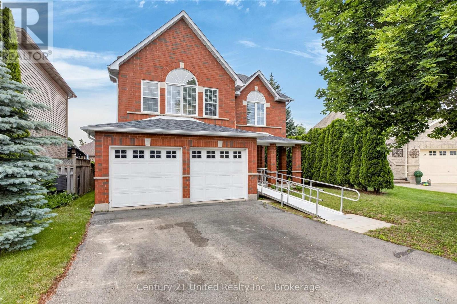17 Mauro Court, Peterborough (Monaghan Ward 2), Ontario  K9K 2P1 - Photo 2 - X13503904