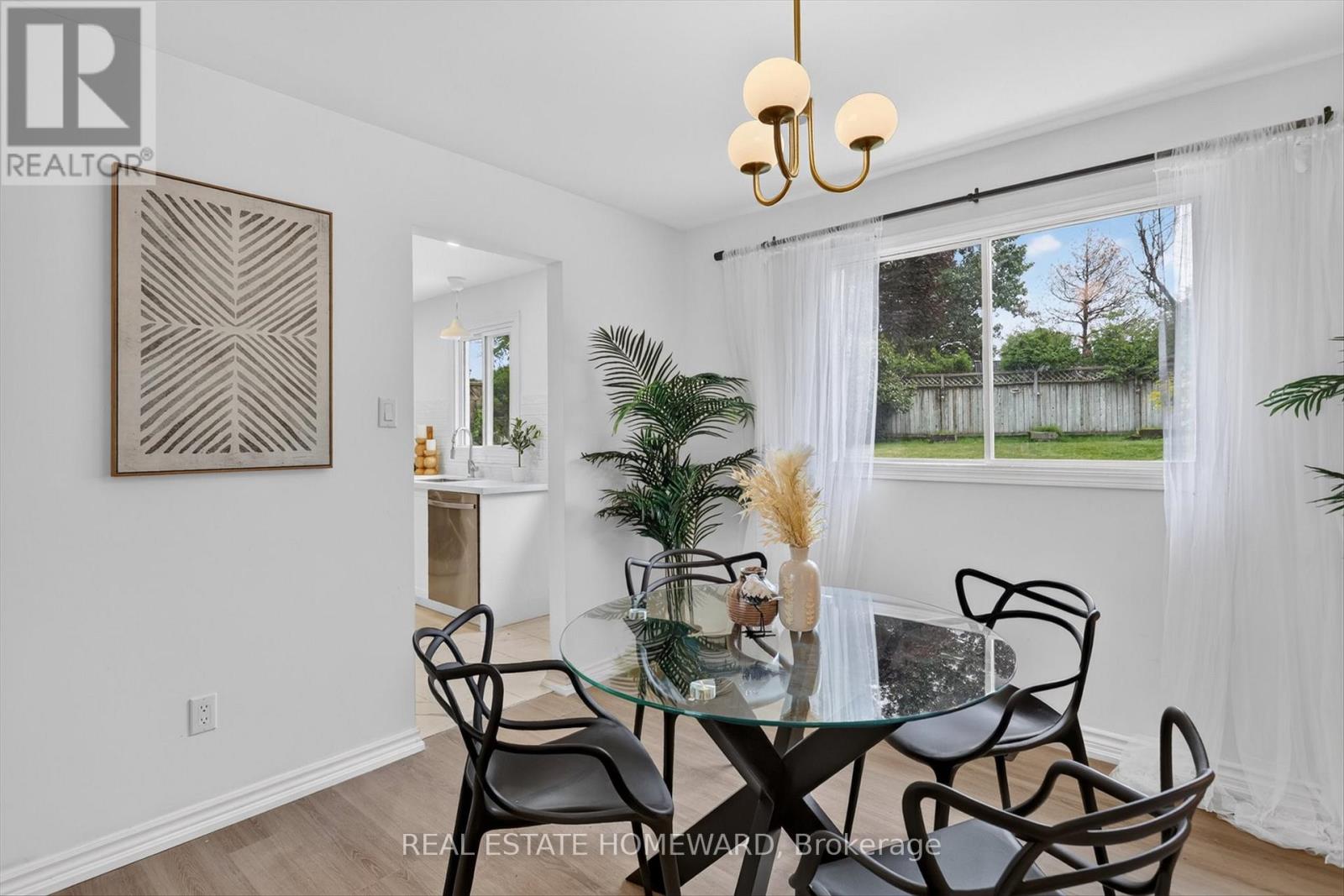 1569 Redwood Drive, Peterborough (Monaghan Ward 2), Ontario  K9K 1N9 - Photo 8 - X13504056