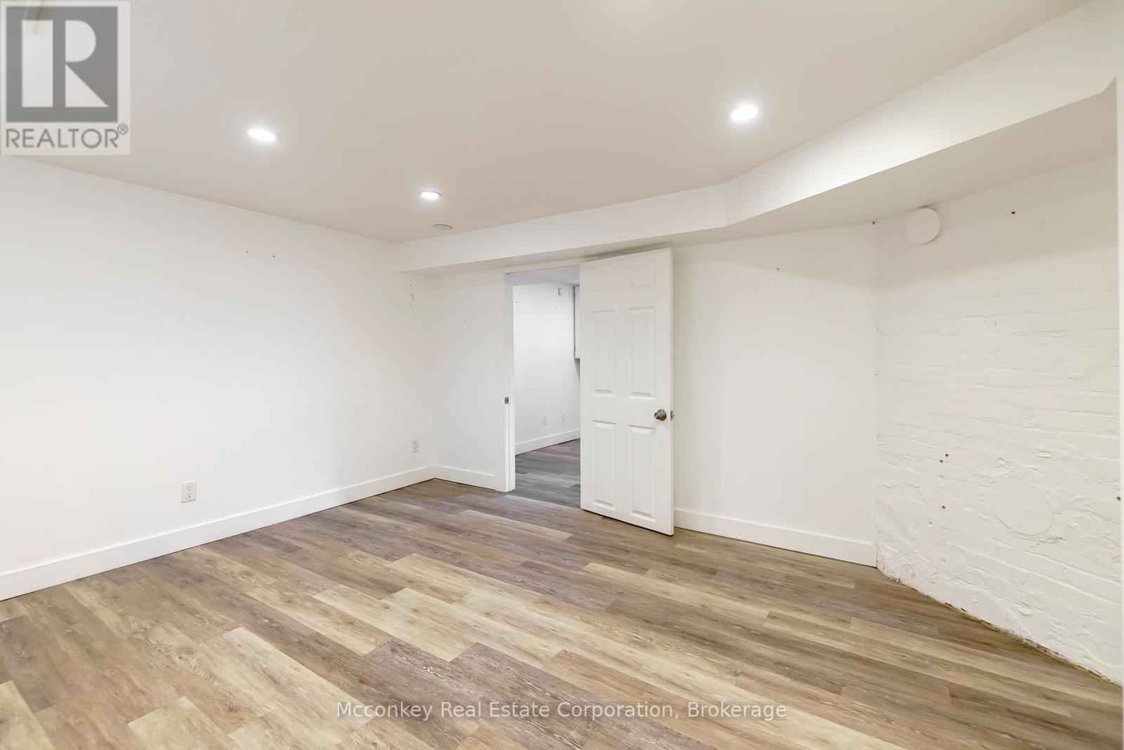 300 Aylmer Street N, Peterborough (Town Ward 3), Ontario  K9J 3K7 - Photo 32 - X13504444