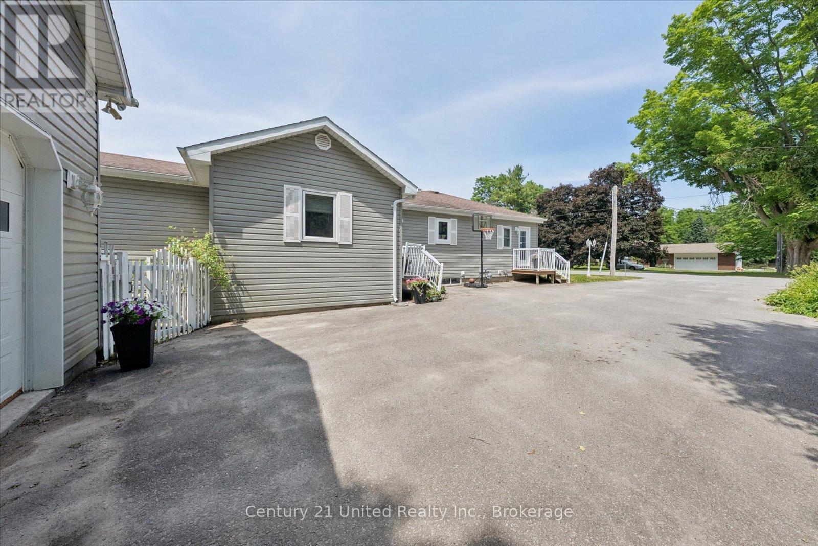 1507 Cedar Valley Road, Cavan Monaghan (Cavan Twp), Ontario  K0L 1V0 - Photo 3 - X13504714
