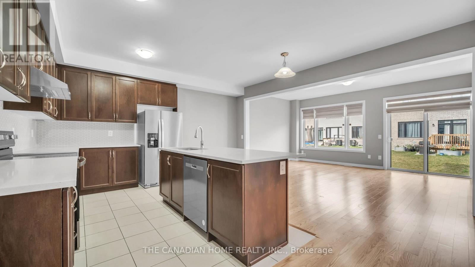 24 Keenan Street, Kawartha Lakes (Lindsay), Ontario  K9V 6C2 - Photo 9 - X13505128