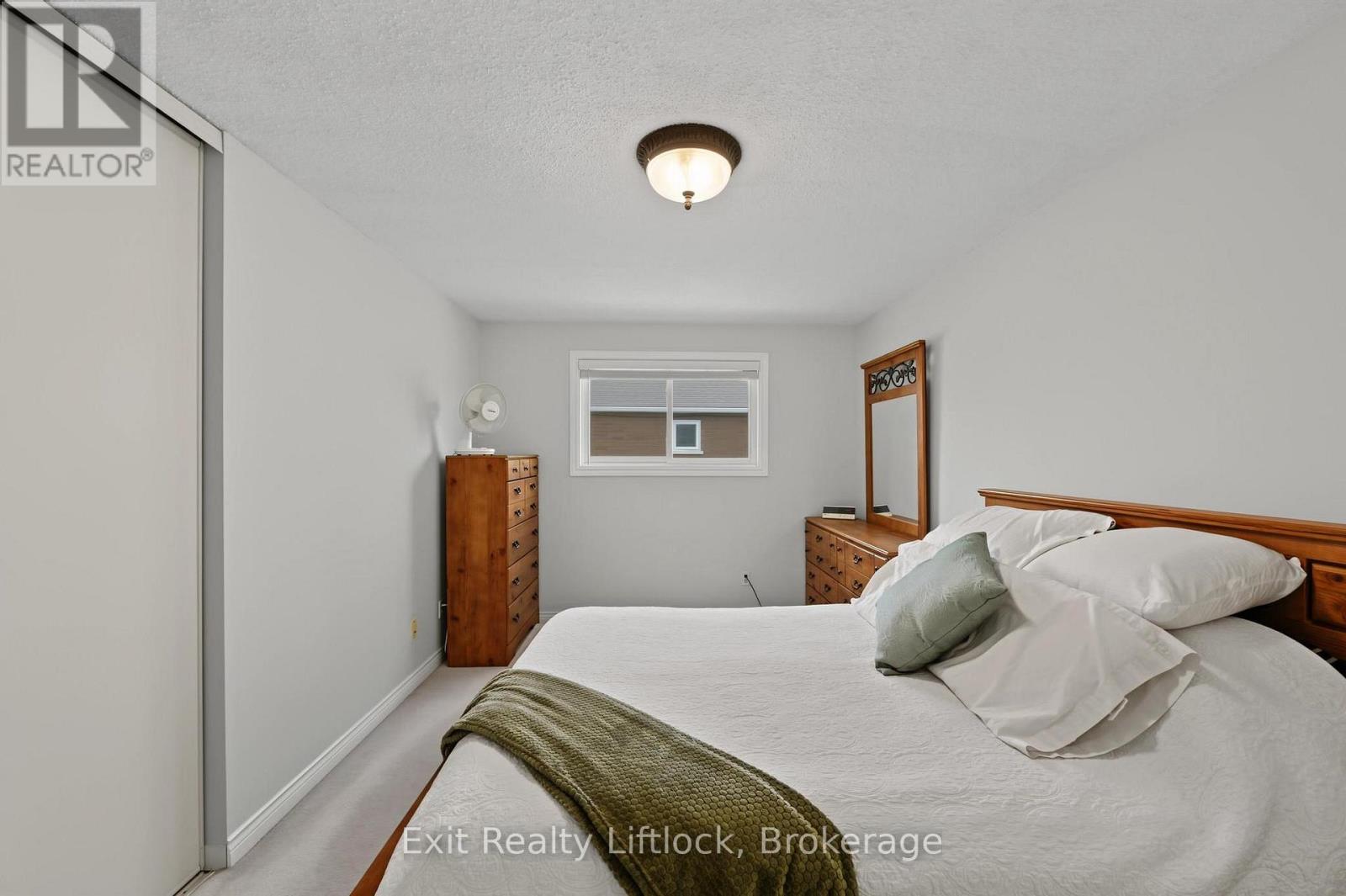 2522 Marsdale Drive, Peterborough (Ashburnham Ward 4), Ontario  K9L 1R4 - Photo 17 - X13505314