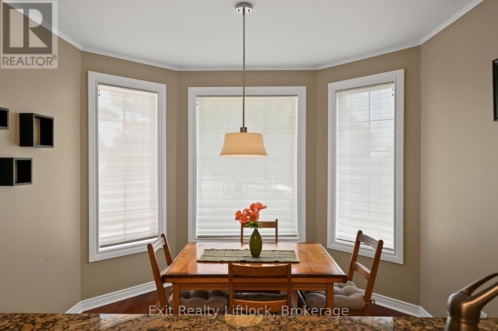 2522 Marsdale Drive, Peterborough (Ashburnham Ward 4), Ontario  K9L 1R4 - Photo 5 - X13505314