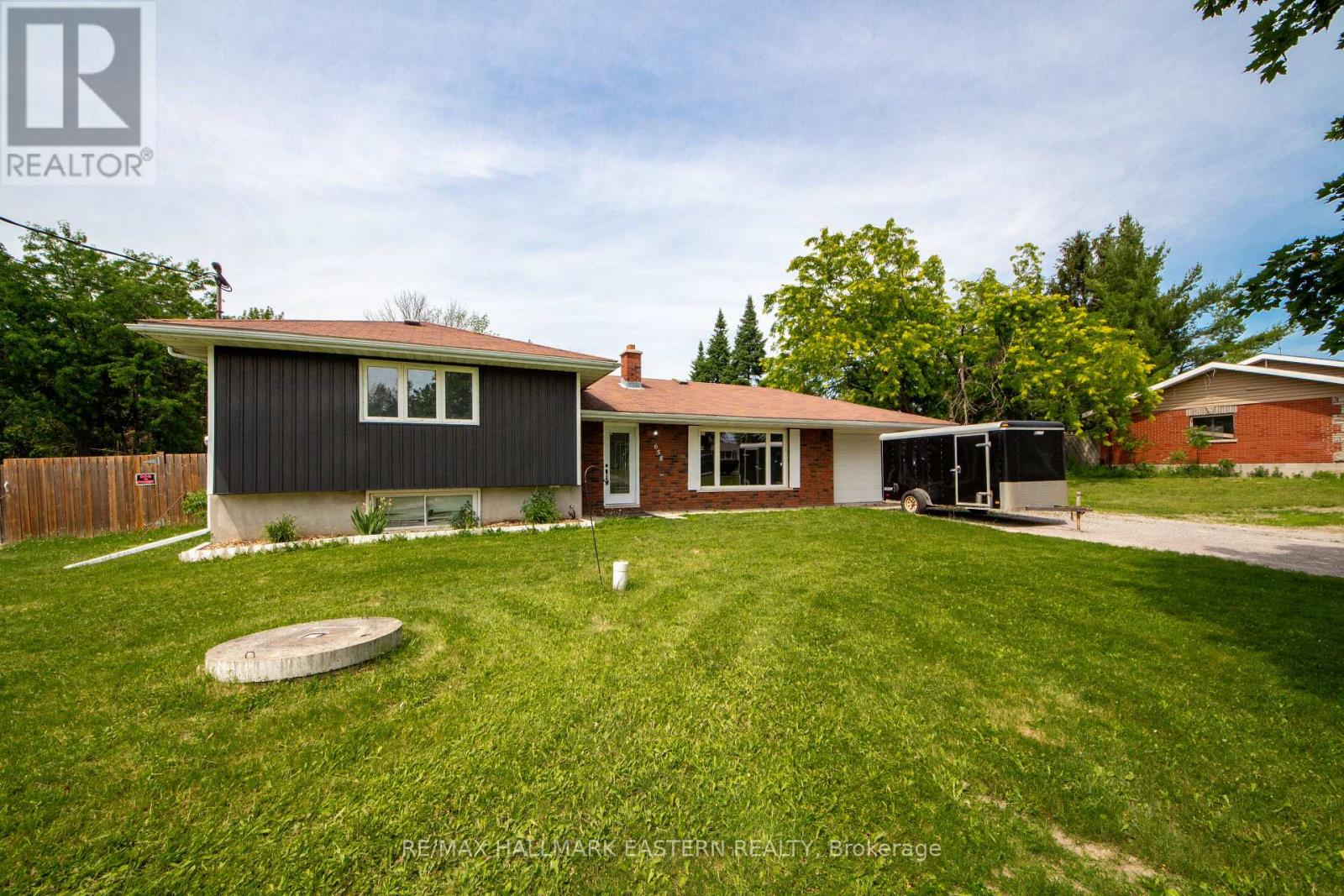 658 CEDARVALE CRESCENT, selwyn, Ontario