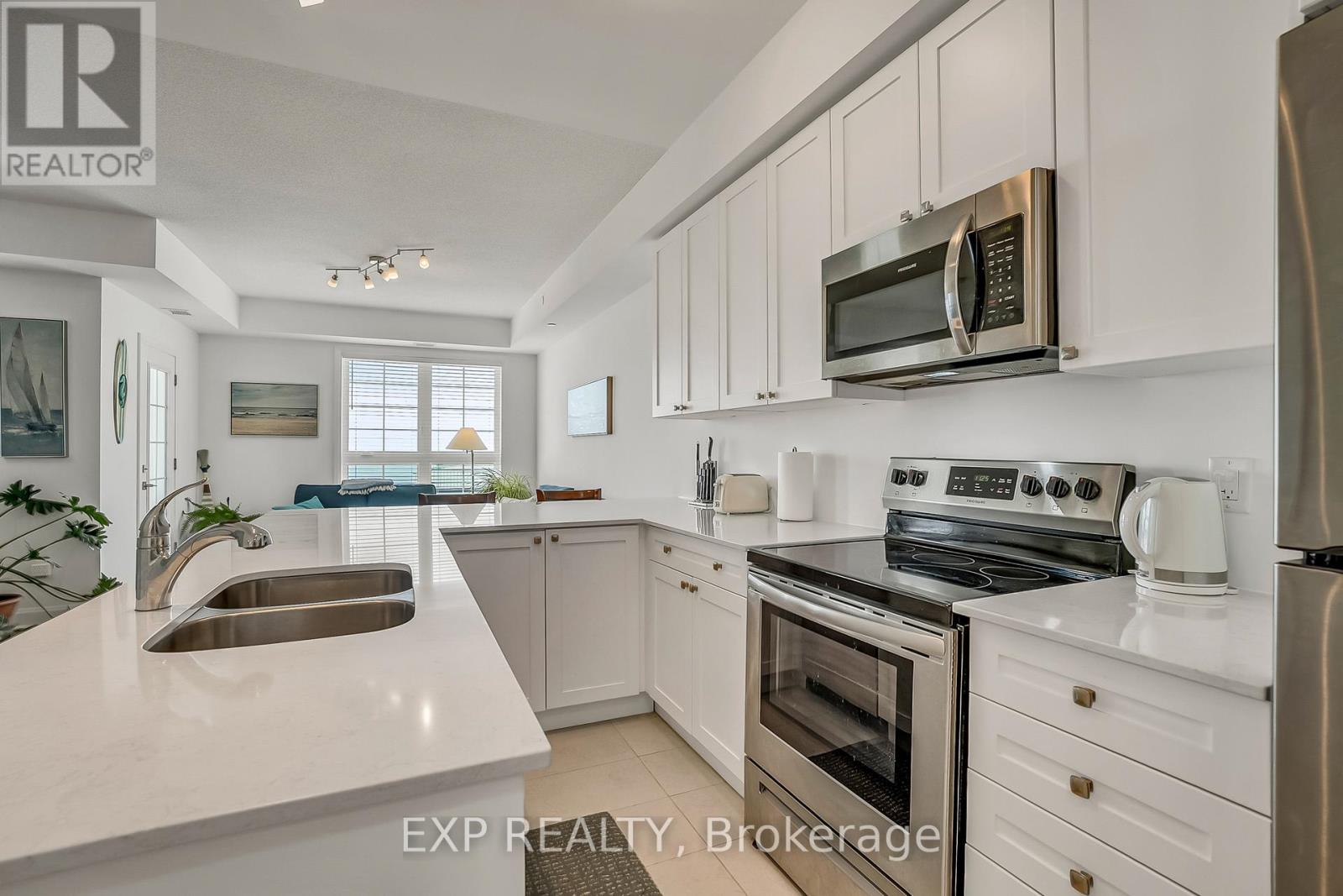 415 - 50 Lakebreeze Drive, Clarington (Newcastle), Ontario  L1B 0V9 - Photo 10 - E13506572