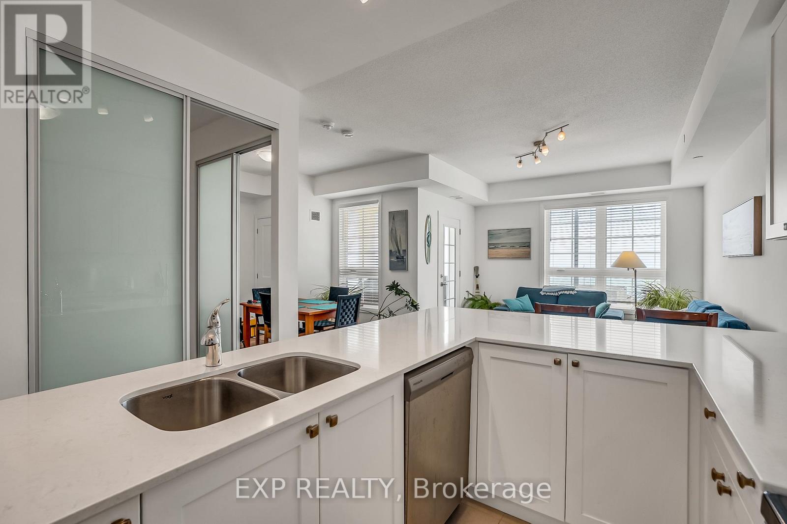 415 - 50 Lakebreeze Drive, Clarington (Newcastle), Ontario  L1B 0V9 - Photo 12 - E13506572