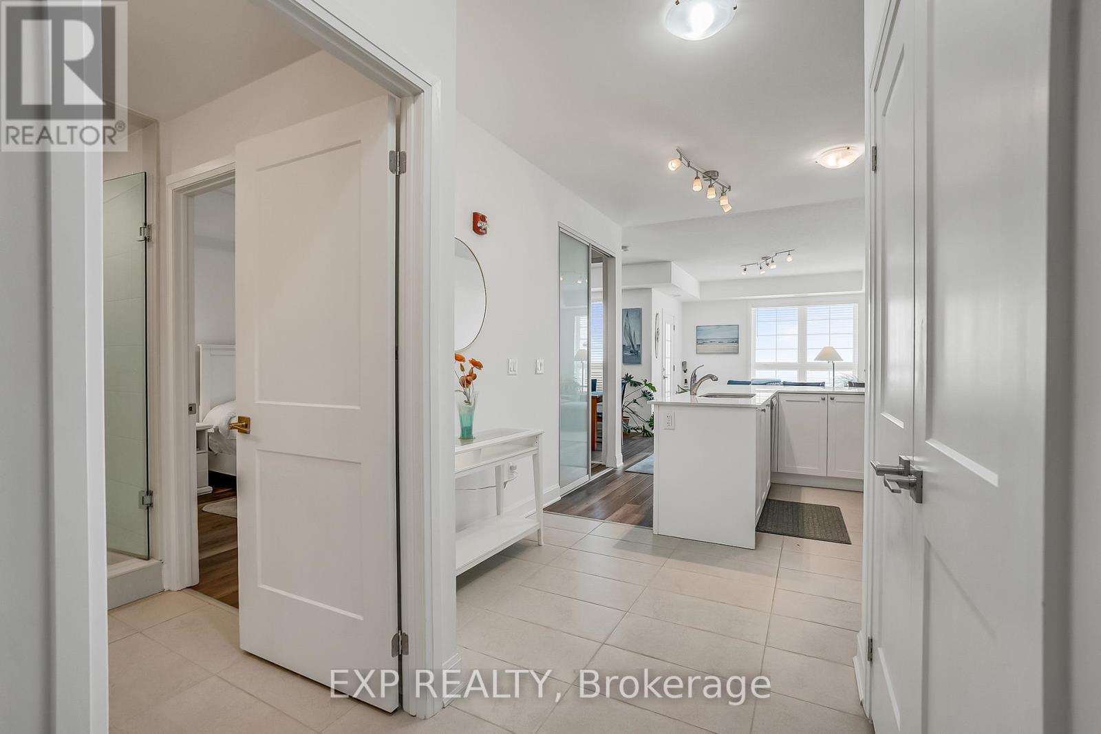 415 - 50 Lakebreeze Drive, Clarington (Newcastle), Ontario  L1B 0V9 - Photo 5 - E13506572