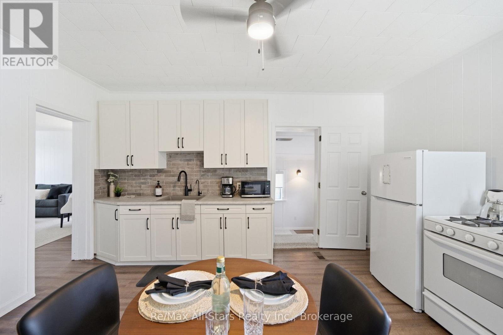 2 Bond Street, Kawartha Lakes (Lindsay), Ontario  K9V 3P3 - Photo 14 - X13508368