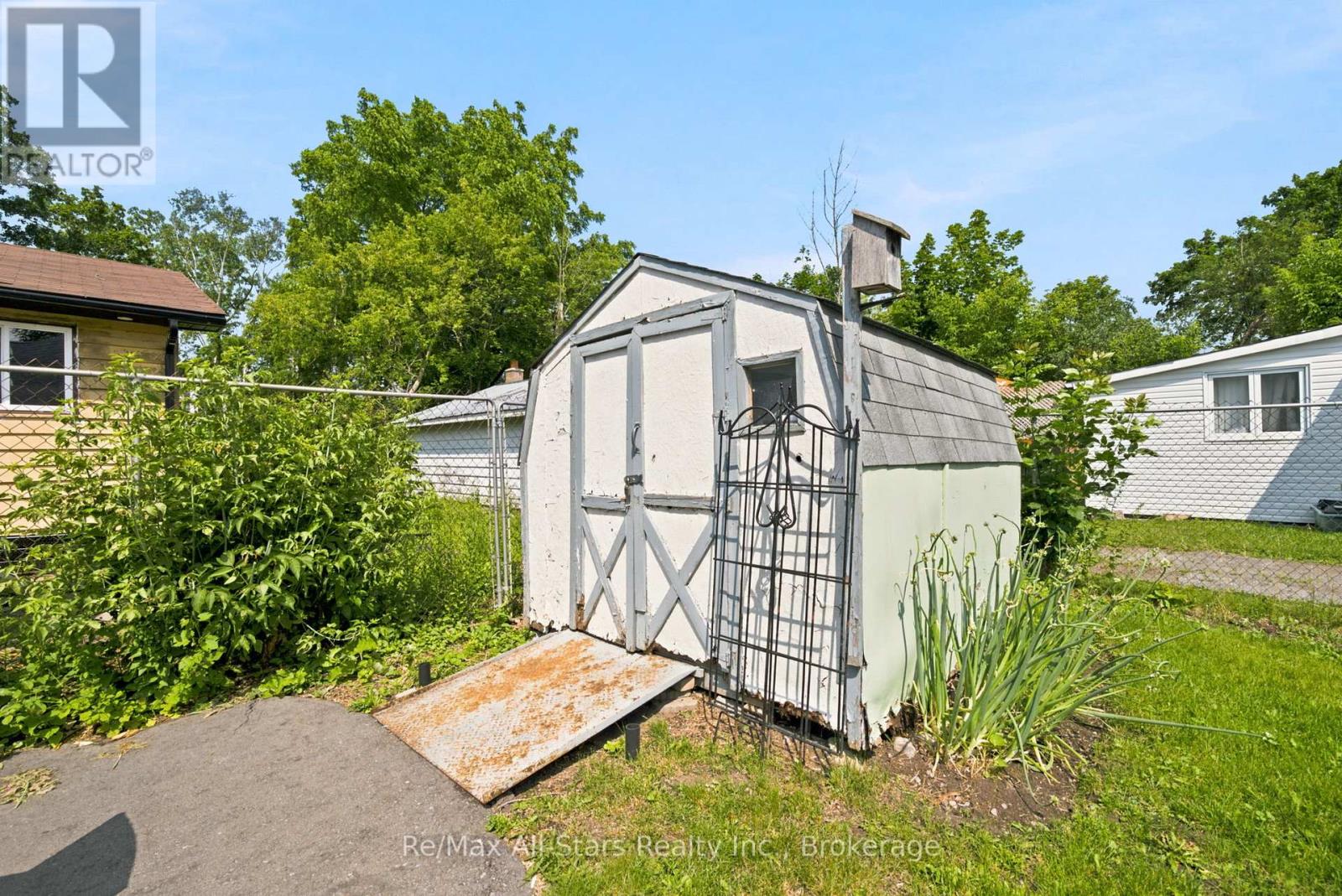 2 Bond Street, Kawartha Lakes (Lindsay), Ontario  K9V 3P3 - Photo 32 - X13508368