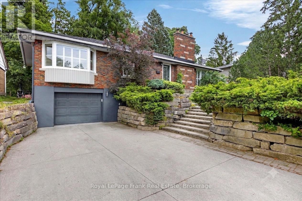 700 STANNOR DRIVE, peterborough (town ward 3), Ontario