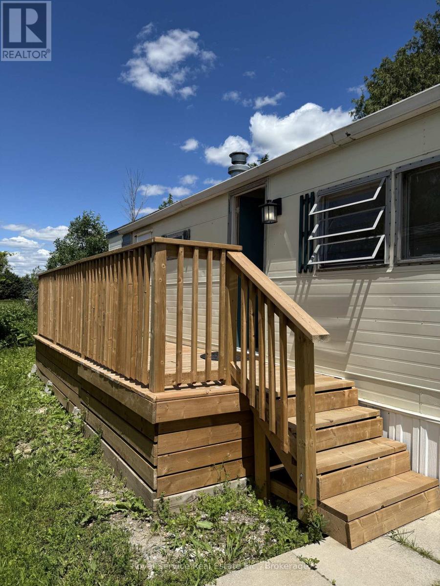 21 - 1037 Arthur Street, Clarington, Ontario  L1B 1K6 - Photo 3 - E13509740