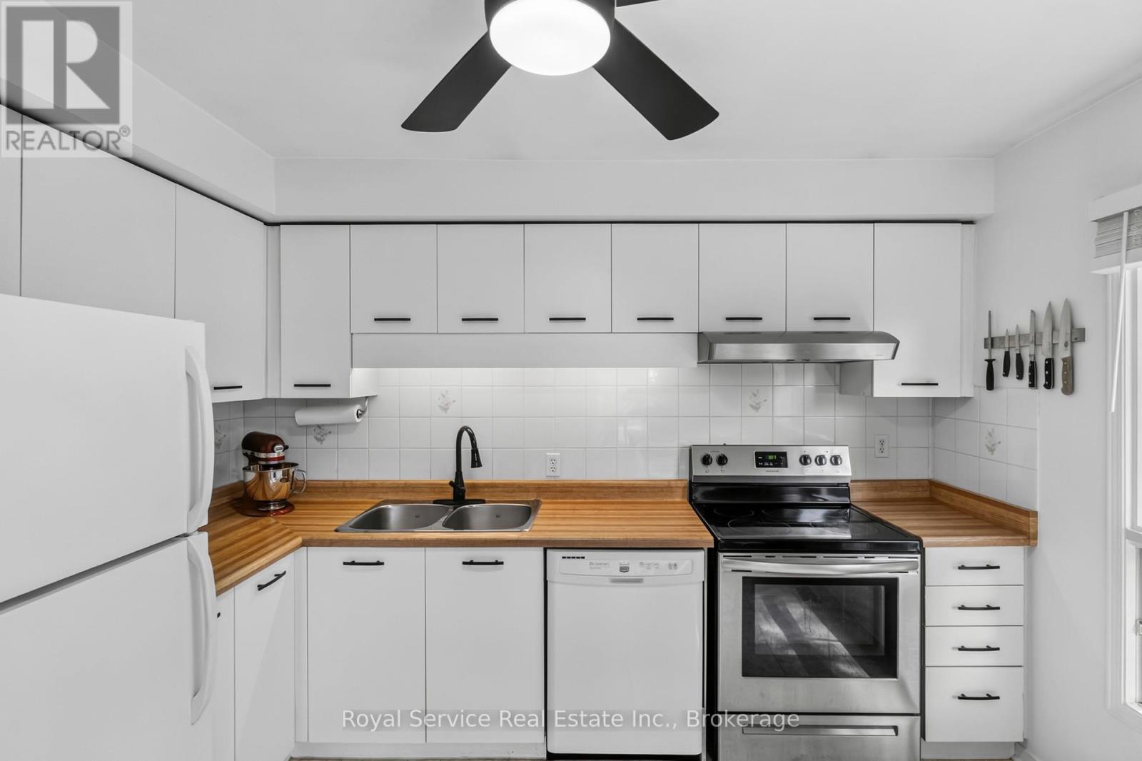 56 Stanford Crescent, Clarington (Newcastle), Ontario  L1B 1E9 - Photo 12 - E13511266