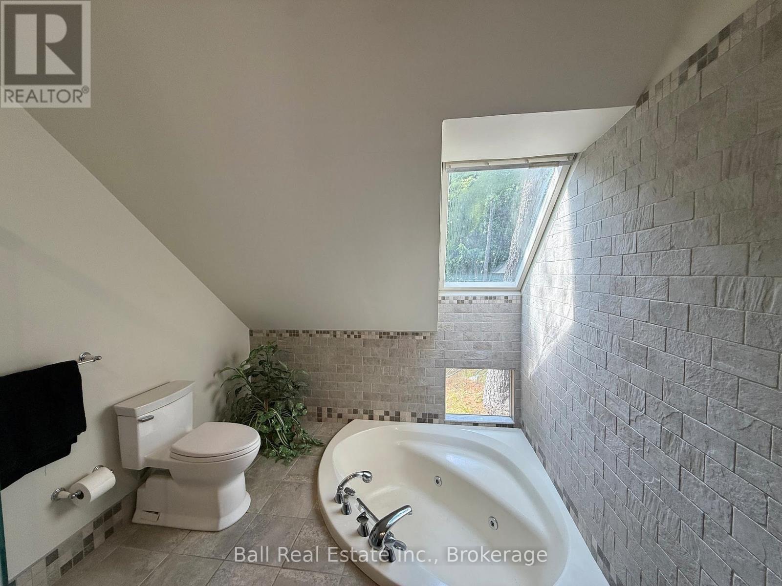 239 Fire Route 52, North Kawartha, Ontario  K0L 1A0 - Photo 44 - X13511446