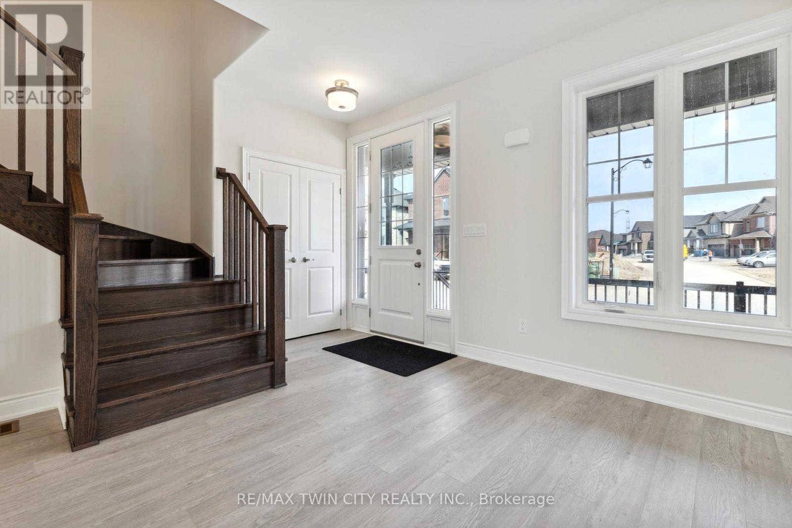 1083 Rippingale Trail, Peterborough (Northcrest Ward 5), Ontario  K9H 0C4 - Photo 6 - X13511740