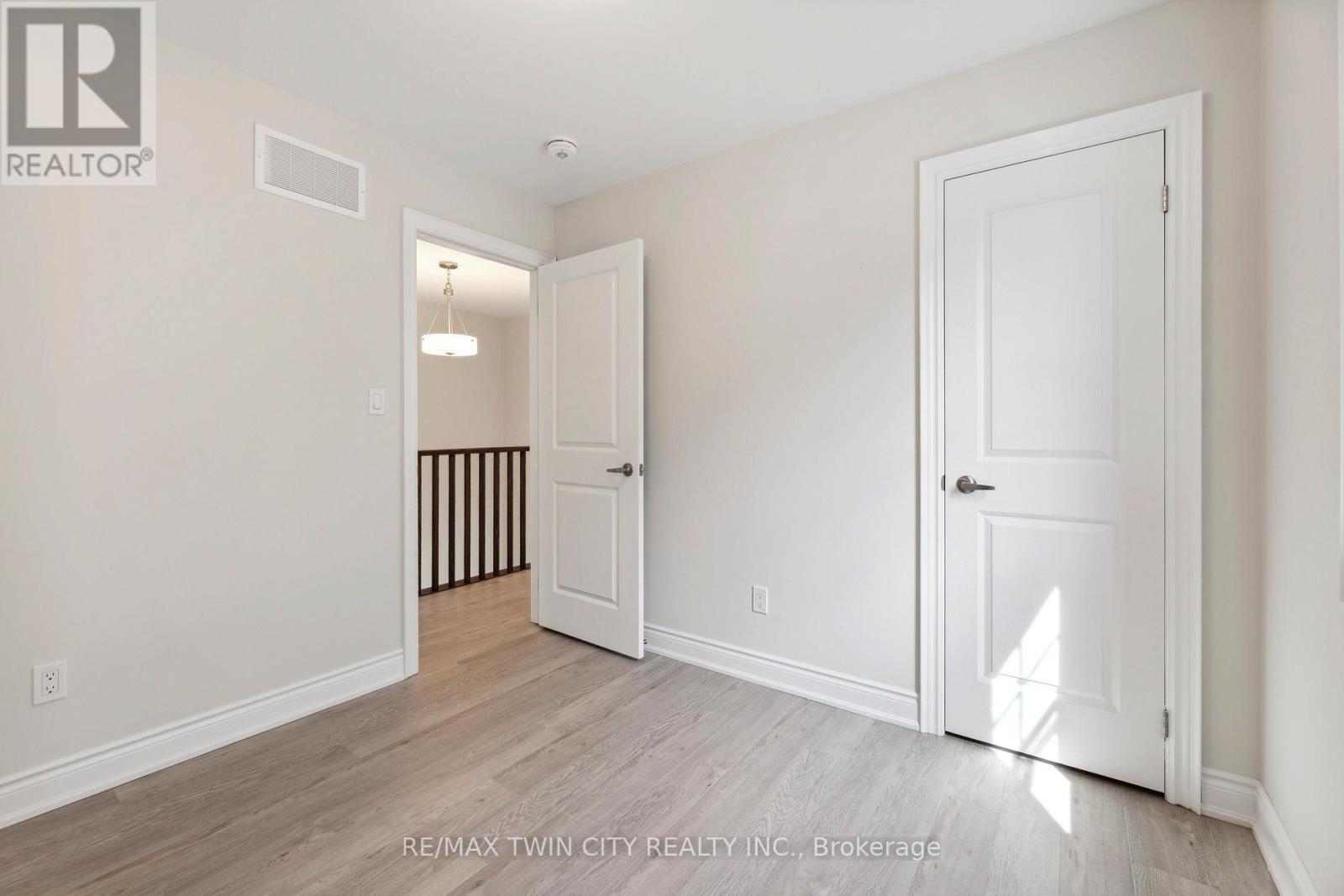 1083 Rippingale Trail, Peterborough (Northcrest Ward 5), Ontario  K9H 0C4 - Photo 8 - X13511740