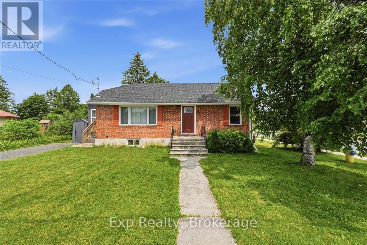85 Centre Street, Trent Hills (Campbellford), Ontario  K0L 1L0 - Photo 2 - X13513018