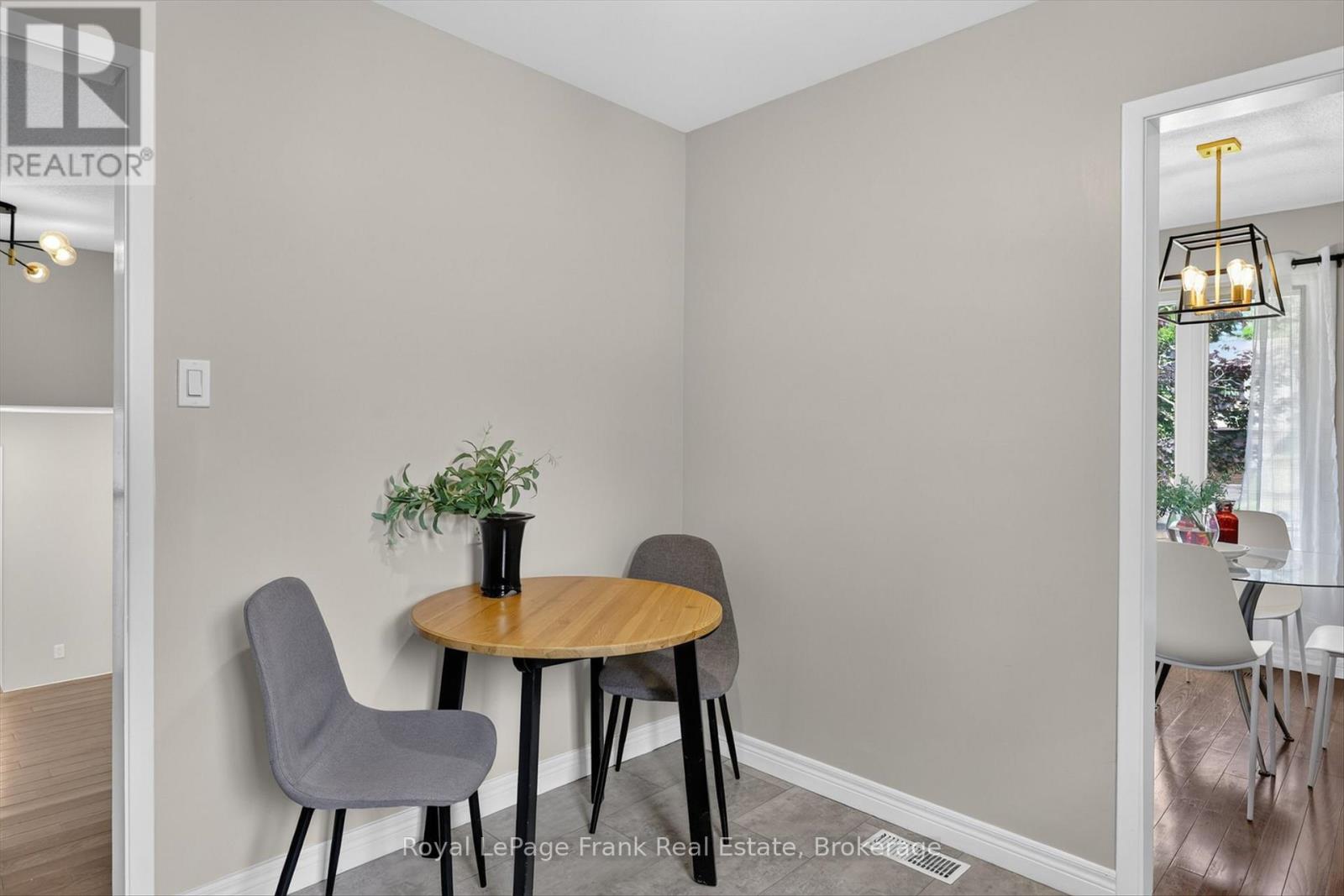 1717 Woodgrove Crescent, Peterborough (Monaghan Ward 2), Ontario  K9K 1N1 - Photo 13 - X13513222
