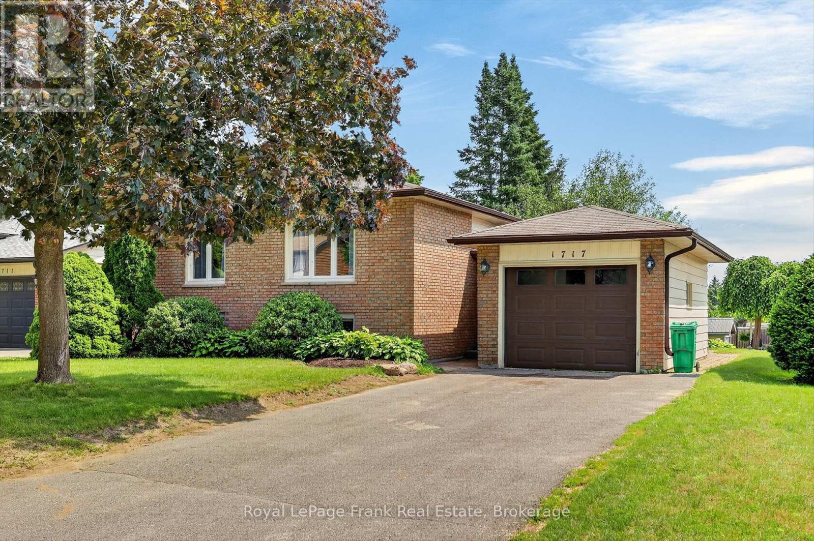 1717 Woodgrove Crescent, Peterborough (Monaghan Ward 2), Ontario  K9K 1N1 - Photo 2 - X13513222