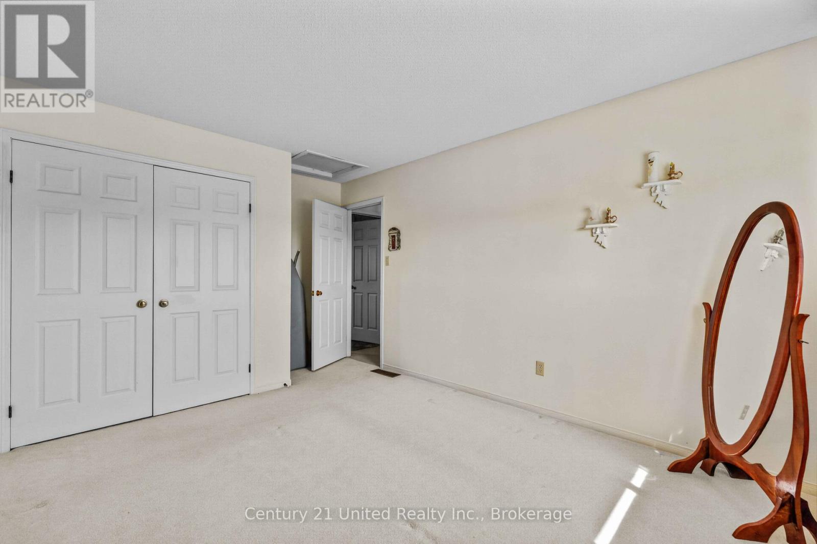 2317 Woodglade Boulevard, Peterborough (Monaghan Ward 2), Ontario  K9K 1T6 - Photo 35 - X13515544
