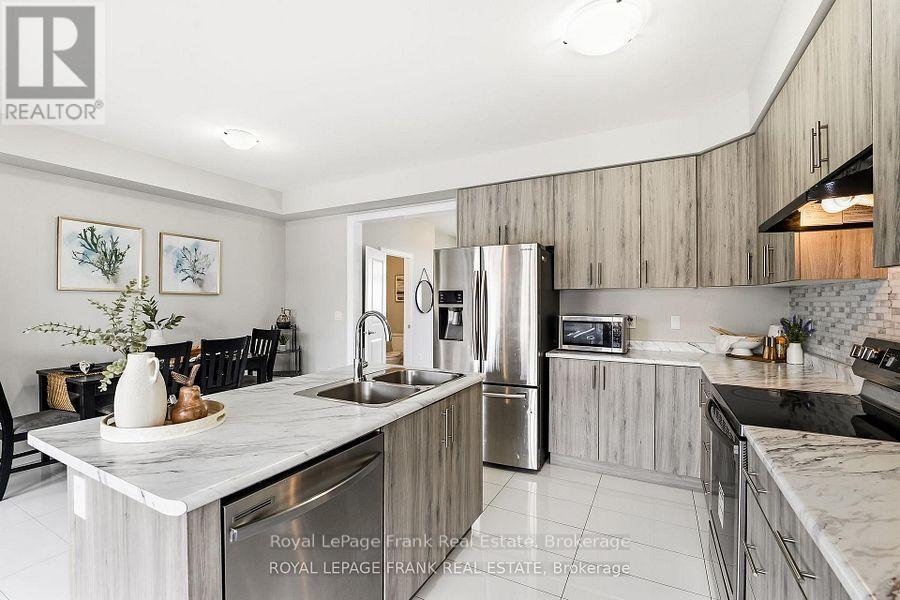 6 Aldridge Lane, Clarington (Newcastle), Ontario  L1B 1G9 - Photo 16 - E13516668