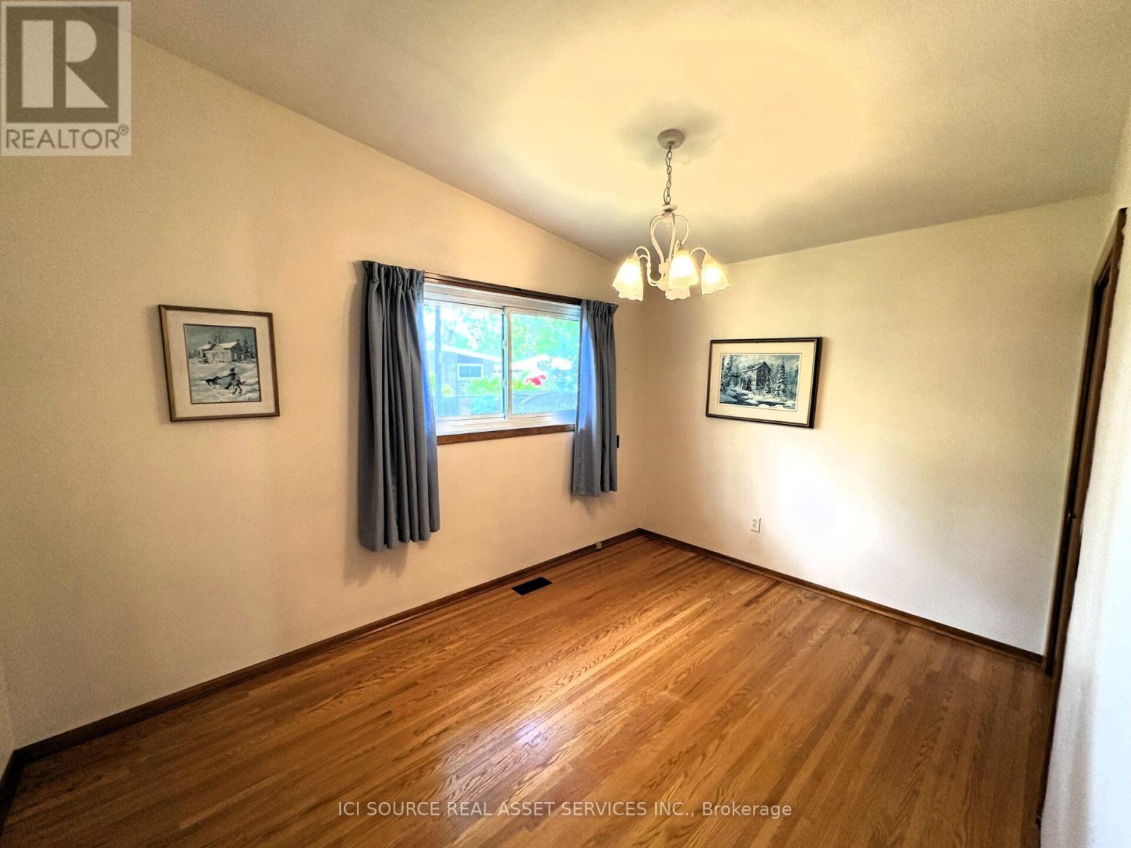 275 St Anne's Crescent, Peterborough (Northcrest Ward 5), Ontario  K9H 5J3 - Photo 11 - X13517210
