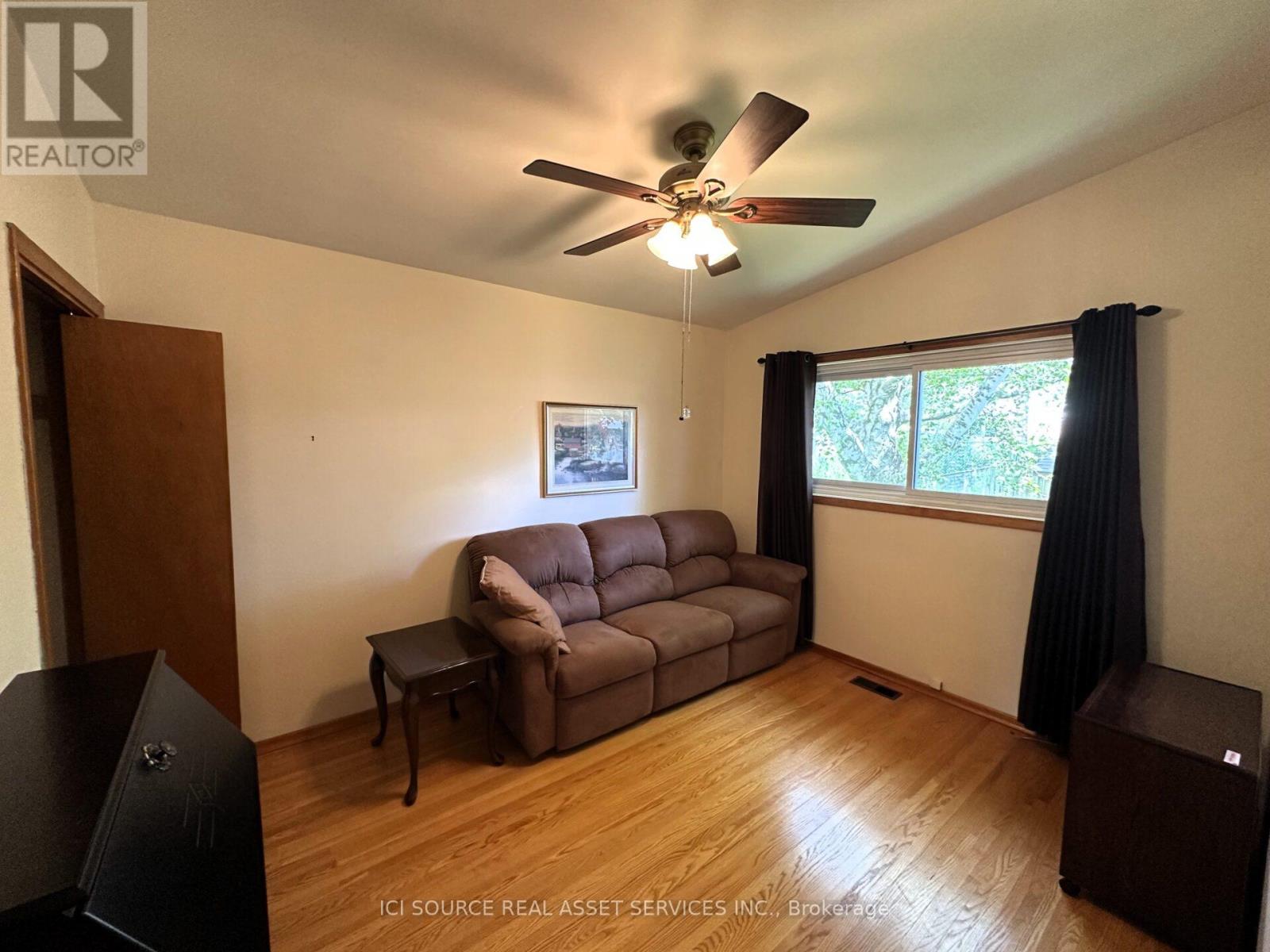 275 St Anne's Crescent, Peterborough (Northcrest Ward 5), Ontario  K9H 5J3 - Photo 13 - X13517210