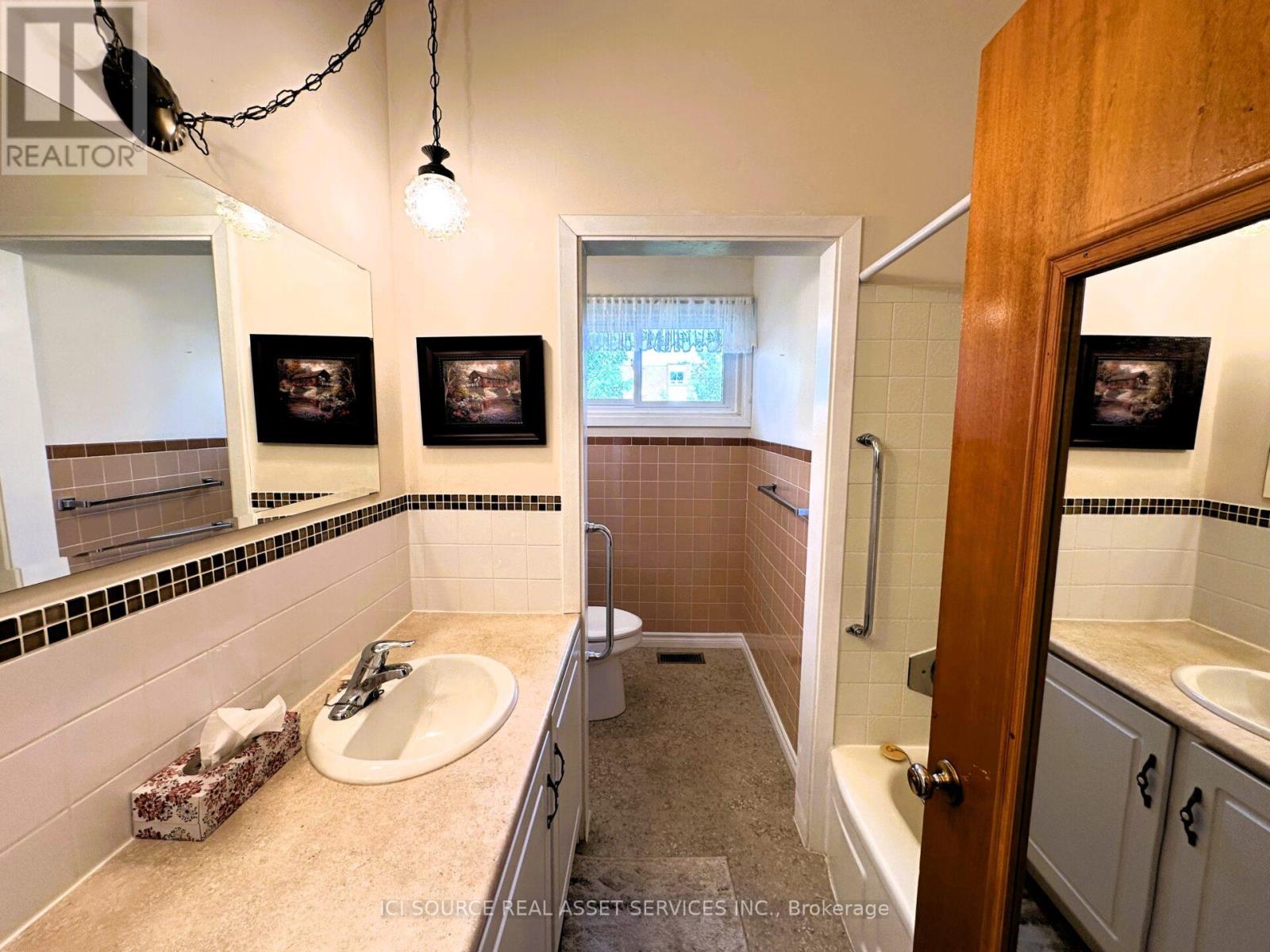 275 St Anne's Crescent, Peterborough (Northcrest Ward 5), Ontario  K9H 5J3 - Photo 17 - X13517210