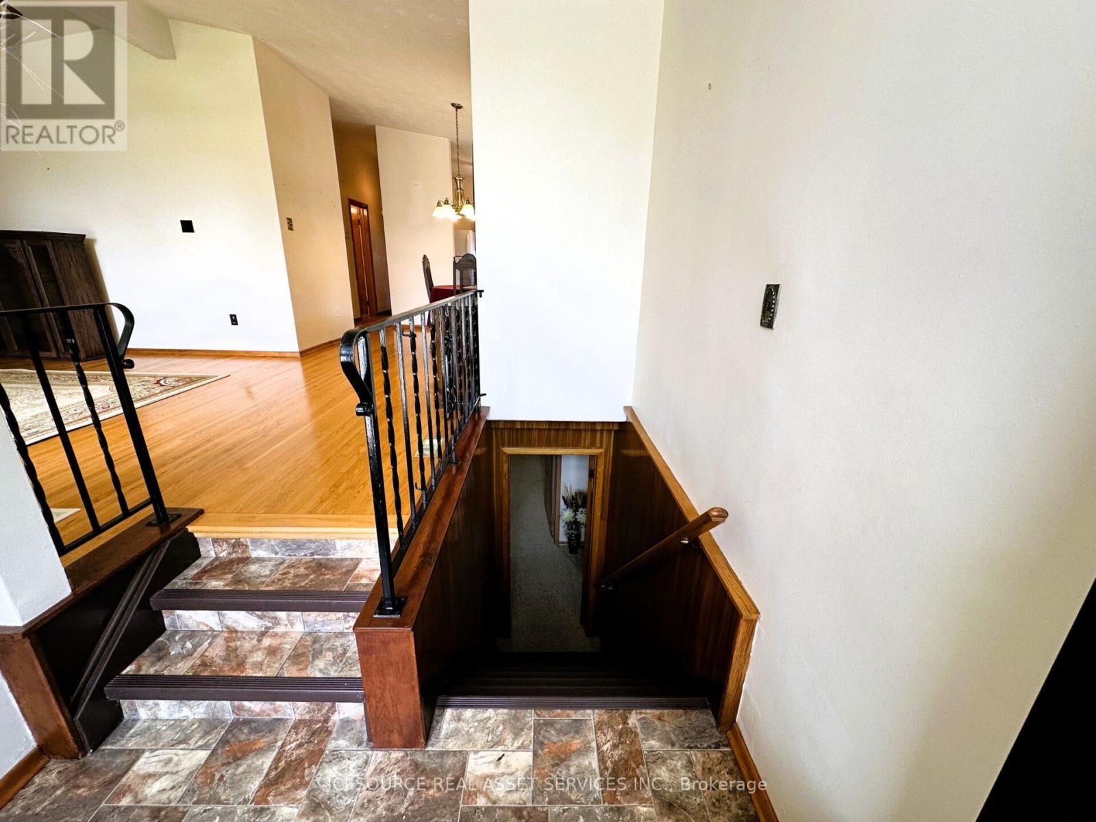 275 St Anne's Crescent, Peterborough (Northcrest Ward 5), Ontario  K9H 5J3 - Photo 21 - X13517210