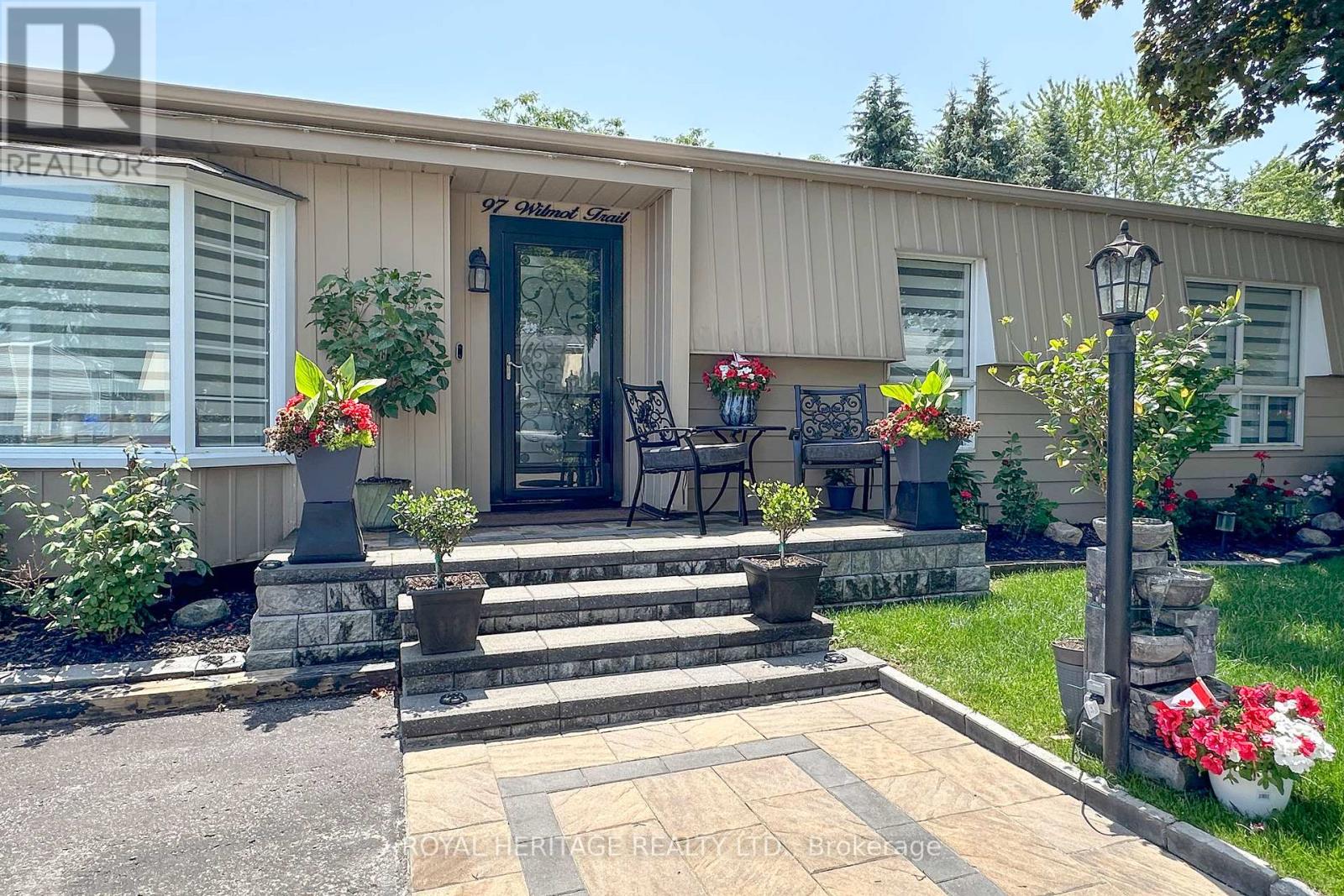 97 Wilmot Trail, Clarington (Newcastle), Ontario  L1B 1A7 - Photo 3 - E13517308